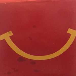 Meet your Posher, Estela